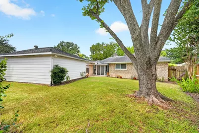 12823 Westhorpe Drive, Houston, TX 77077 - Photo 27