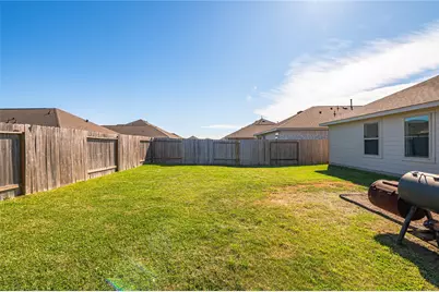 269 Bennett Loop, Angleton, TX 77515 - Photo 23