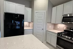 2911 Solitude Pne Ln, Katy, TX 77493 - Photo 3