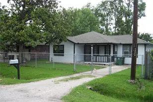 7522 S Hall St, Houston, TX 77028 - Photo 3