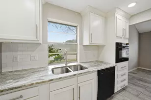 926 Comstock Springs Dr, Katy, TX 77450 - Photo 11