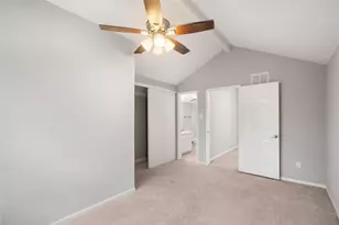 54 Sawmill Grove Ln, The Woodlands, TX 77380 - Photo 17