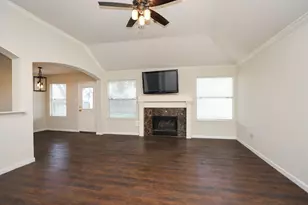 18202 Almonte Ln, Tomball, TX 77377 - Photo 11