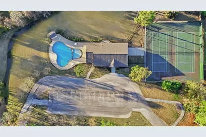 8906 Forest Creek Drive, Tomball, TX 77375 - Photo 49