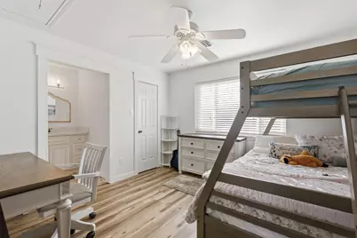 8906 Forest Creek Drive, Tomball, TX 77375 - Photo 31