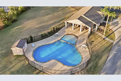 8906 Forest Creek Drive, Tomball, TX 77375 - Photo 49