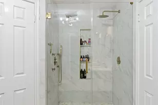 8906 Forest Creek Dr, Tomball, TX 77375 - Photo 21