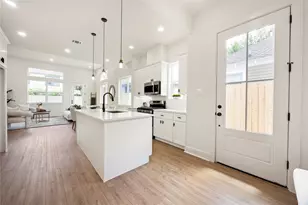 3107 Stonewall St, Houston, TX 77020 - Photo 3