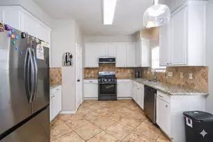 14407 Andrea Way Ln, Houston, TX 77083 - Photo 9