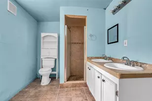 105 Oddo St, Houston, TX 77022 - Photo 11