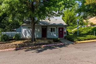 721 SE Meadowlark St, Myrtle Creek, OR 97457 - Photo 3