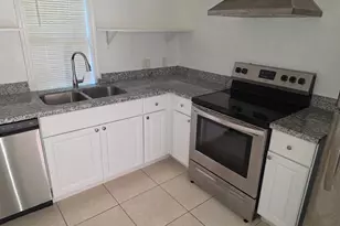 2206 Avenue M, Rosenberg, TX 77471 - Photo 3