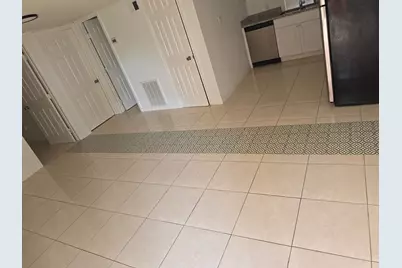 2206 Avenue M #C, Rosenberg, TX 77471 - Photo 3