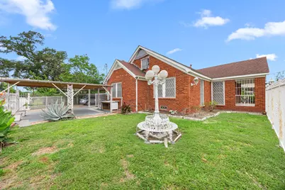 5201 Irvington Boulevard, Houston, TX 77009 - Photo 29