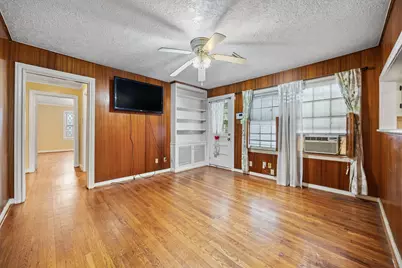 5201 Irvington Boulevard, Houston, TX 77009 - Photo 19