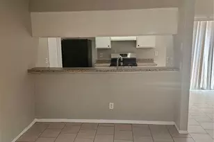 10111 Wild Hollow Ln, Houston, TX 77088 - Photo 7
