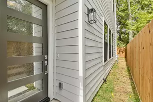 810 Mansfield St, Houston, TX 77091 - Photo 7