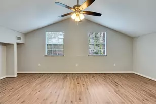 2030 Lone Rock Dr, Houston, TX 77339 - Photo 31