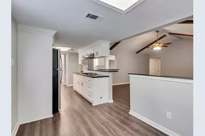 2030 Lone Rock Drive, Houston, TX 77339 - Photo 7