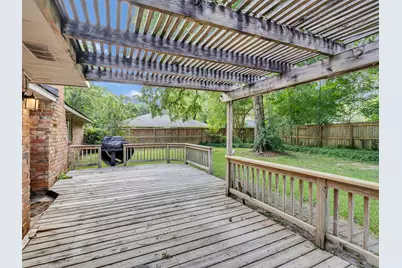 2030 Lone Rock Drive, Houston, TX 77339 - Photo 35