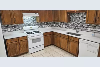 8331 Swiftwater Lane, Houston, TX 77075 - Photo 5