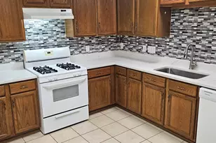 8331 Swiftwater Ln, Houston, TX 77075 - Photo 5