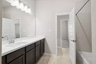 6802 Allens Lndg, Needville, TX 77461 - Photo 25