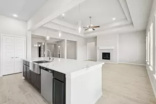 6802 Allens Lndg, Needville, TX 77461 - Photo 9