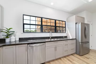 11934 S Hoa Sen Circle, Houston, TX 77072 - Photo 9