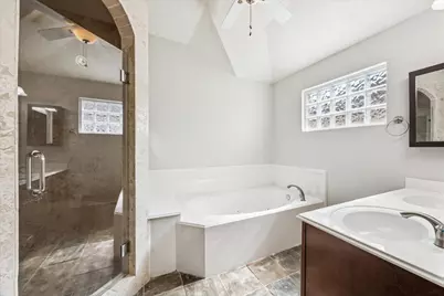 282 Debbie Lane, San Leon, TX 77539 - Photo 15