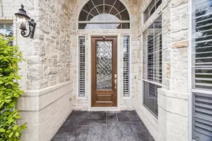 121 Marble Staff Ct, Houston, TX 77069 - Photo 3