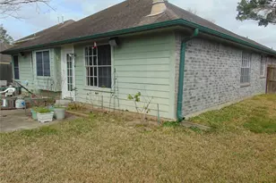 1809 Edinburg Ave, League City, TX 77573 - Photo 25