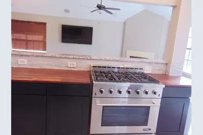 1809 Edinburg Avenue, League City, TX 77573 - Photo 9