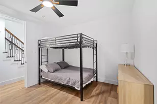 1303 E 27th St, Houston, TX 77009 - Photo 21