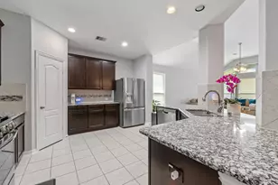2614 Half Dome Dr, Iowa Colony, TX 77583 - Photo 11
