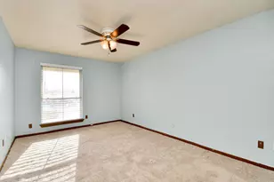 9350 Country Creek Dr, Houston, TX 77036 - Photo 15