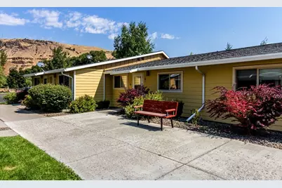 203 N Storie St, Wallowa, OR 97885 - Photo 7