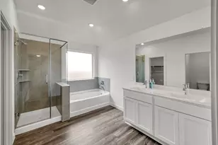 647 Delicate Arch Dr, Conroe, TX 77303 - Photo 17