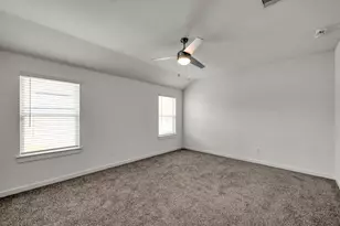 647 Delicate Arch Dr, Conroe, TX 77303 - Photo 15