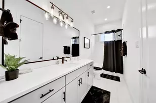 1306 Laird St, Houston, TX 77008 - Photo 17