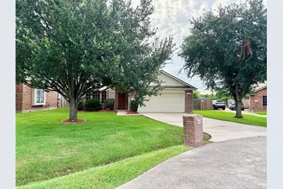 8010 Dogwood Court, Baytown, TX 77523 - Photo 3