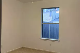 8010 Dogwood Ct, Baytown, TX 77523 - Photo 17