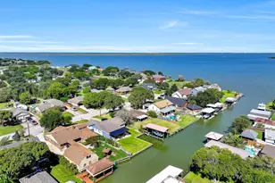 4102 18th St N, Texas City, TX 77590 - Photo 5