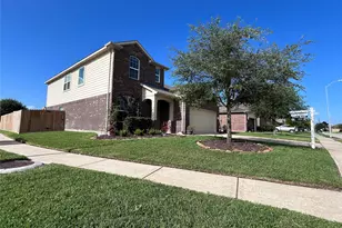 2627 Cold River Dr, Humble, TX 77396 - Photo 3