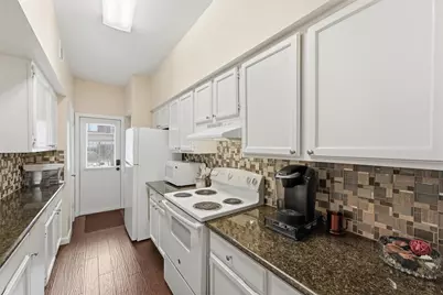 2425 Augusta Drive #23, Houston, TX 77057 - Photo 7