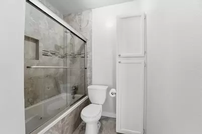 2425 Augusta Drive #23, Houston, TX 77057 - Photo 15