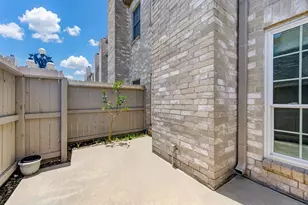 2966 Holly Hall St, Houston, TX 77054 - Photo 5