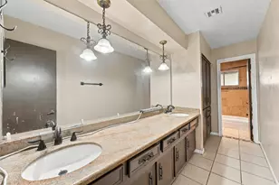 242 Ballantrae Ln, Houston, TX 77015 - Photo 13