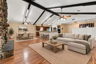 242 Ballantrae Ln, Houston, TX 77015 - Photo 7