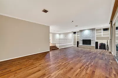 618 Longview Drive, Sugar Land, TX 77478 - Photo 15